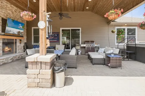 1324 Eagle Bluff Drive Bourbonnais IL 60914