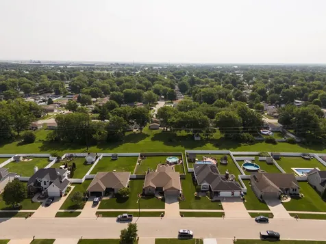 1324 Eagle Bluff Drive Bourbonnais IL 60914
