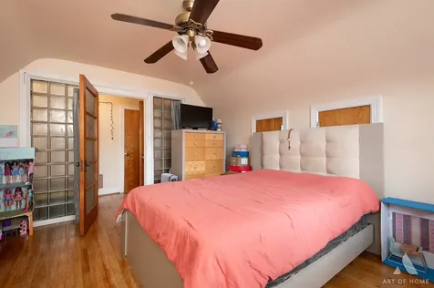 3805 Euclid Avenue Berwyn IL 60402