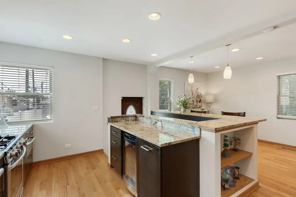 8013 West Irving Park Road Chicago IL 60634