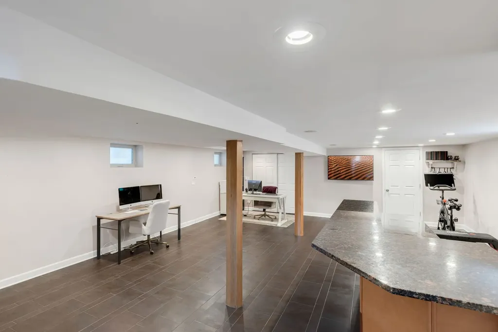 8013 West Irving Park Road Chicago IL 60634