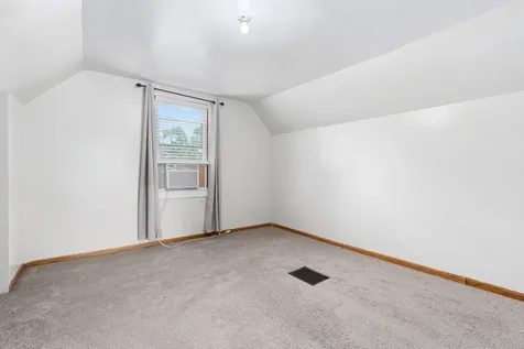 814 Meeker Avenue Joliet IL 60432
