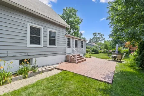814 Meeker Avenue Joliet IL 60432