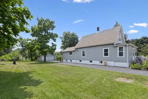 814 Meeker Avenue Joliet IL 60432