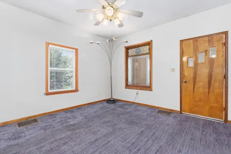 814 Meeker Avenue Joliet IL 60432