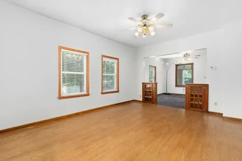 814 Meeker Avenue Joliet IL 60432