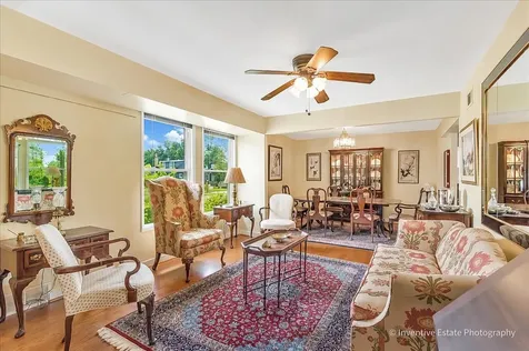 143 Woodstock Avenue Clarendon Hills IL 60514