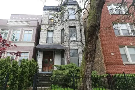 2661 North Burling Street Chicago IL 60614