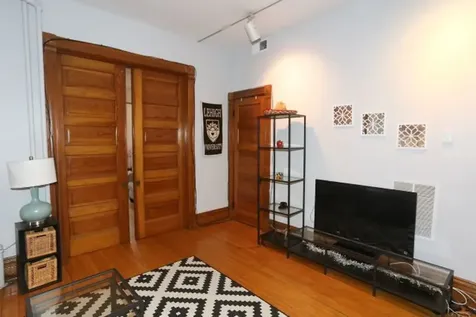 2661 North Burling Street Chicago IL 60614