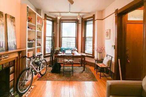 2661 North Burling Street Chicago IL 60614