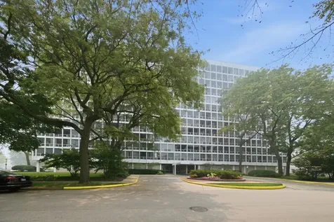 601 East 32nd Street Chicago IL 60616