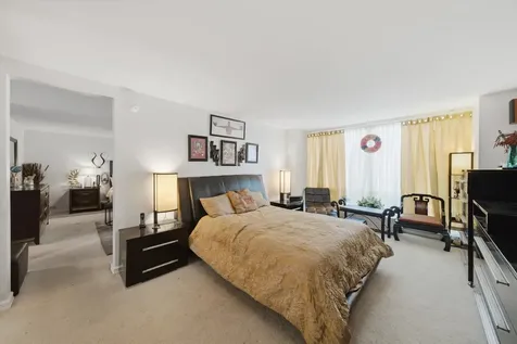 601 East 32nd Street Chicago IL 60616