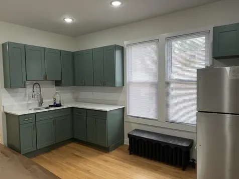 13140 South Buffalo Avenue S Chicago IL 60633