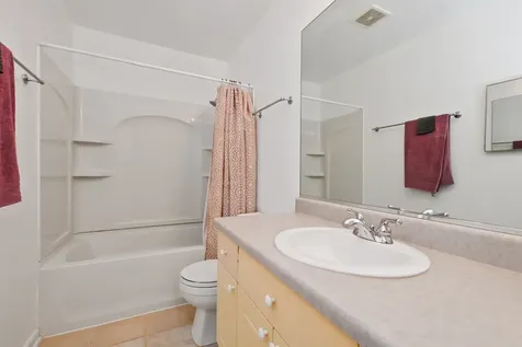 4234 North Kolmar Avenue Chicago IL 60641