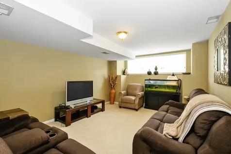 4234 North Kolmar Avenue Chicago IL 60641