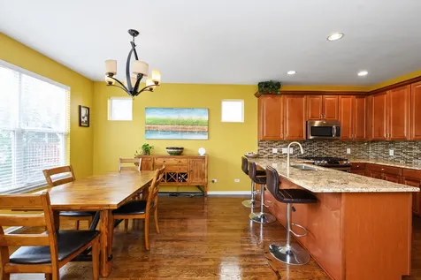 4234 North Kolmar Avenue Chicago IL 60641