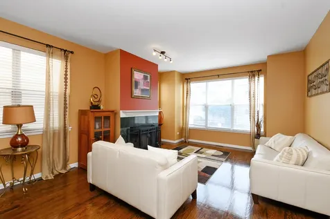 4234 North Kolmar Avenue Chicago IL 60641