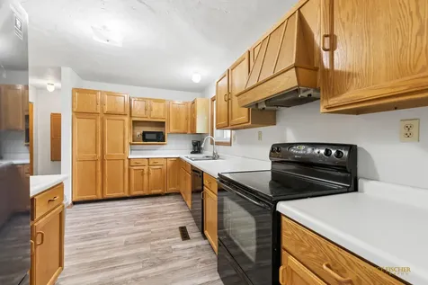106 Sequoyah Court SW Poplar Grove IL 61065