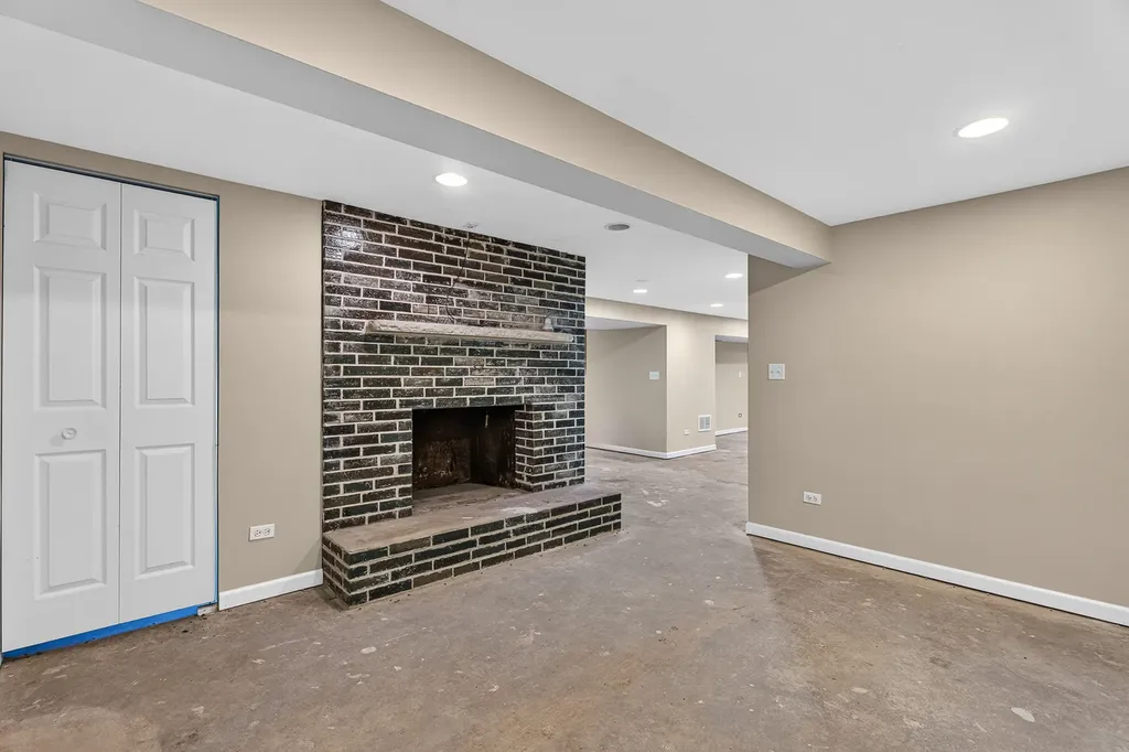 614 Katherine Street Lockport IL 60441