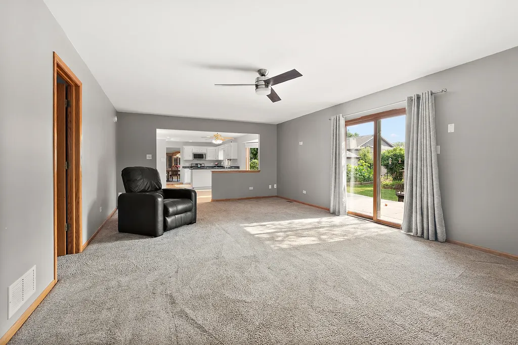 1028 Kylemore Court Lockport IL 60441