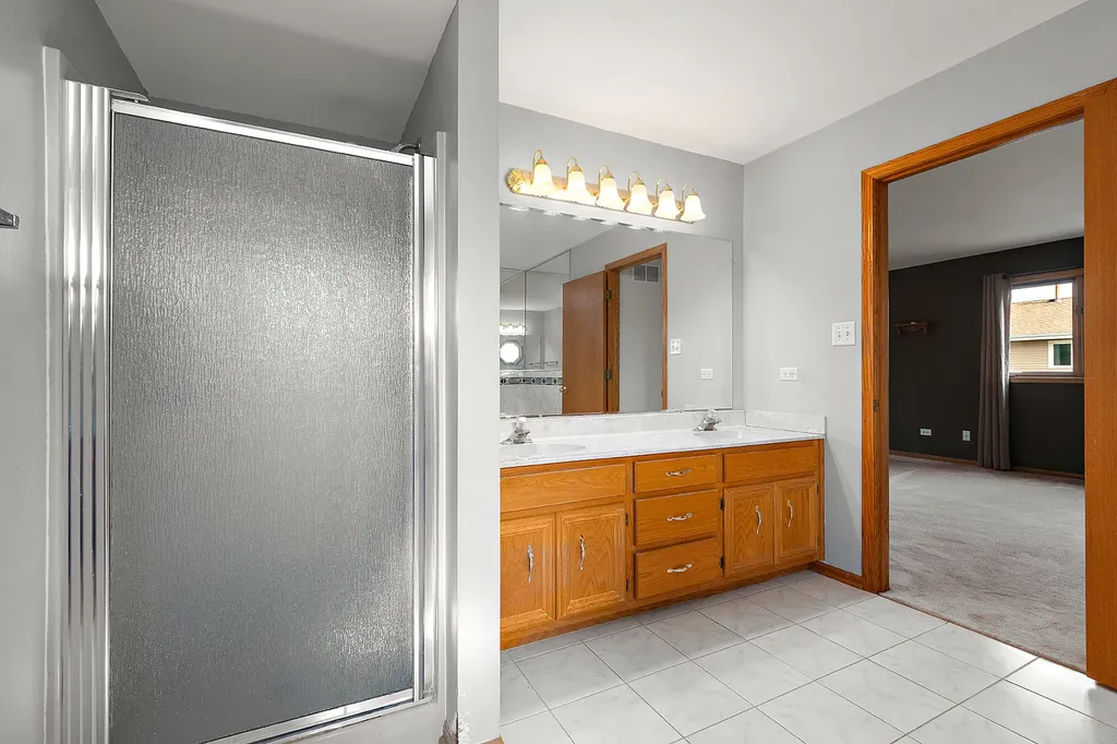 1028 Kylemore Court Lockport IL 60441