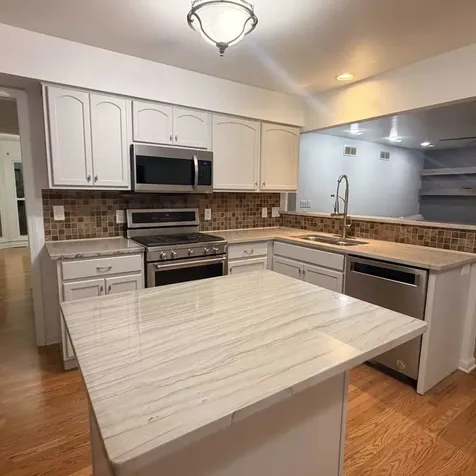 1127 Yorkshire Drive N Sycamore IL 60178