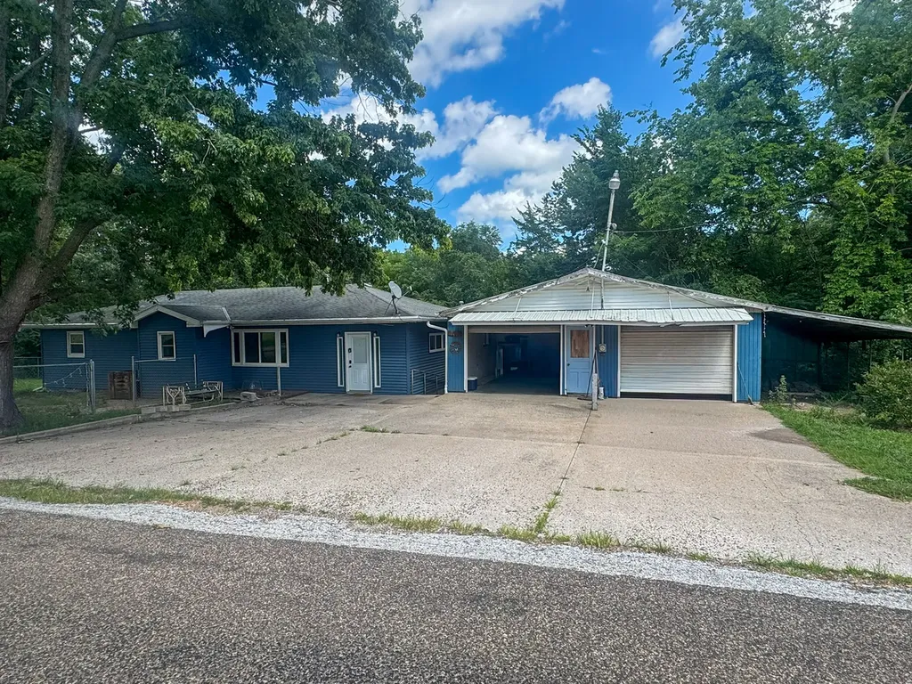 800 Shady Acres Lane Quincy IL 62305