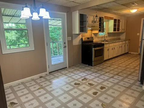 800 Shady Acres Lane Quincy IL 62305