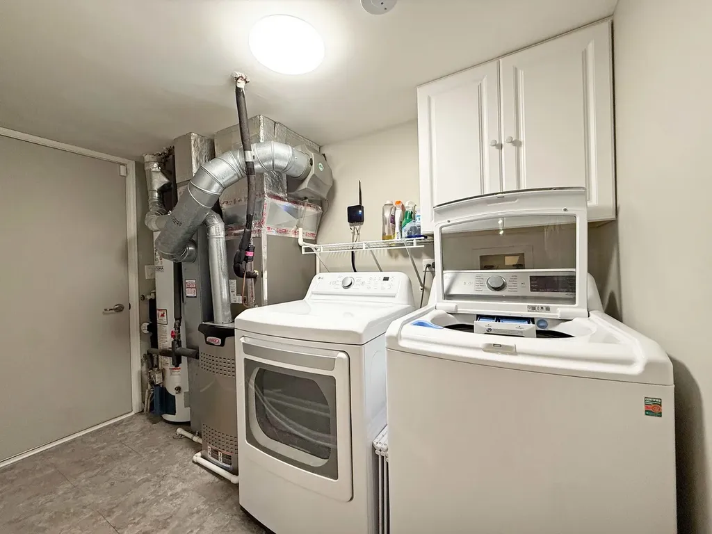 322 Winfield Court Schaumburg IL 60194
