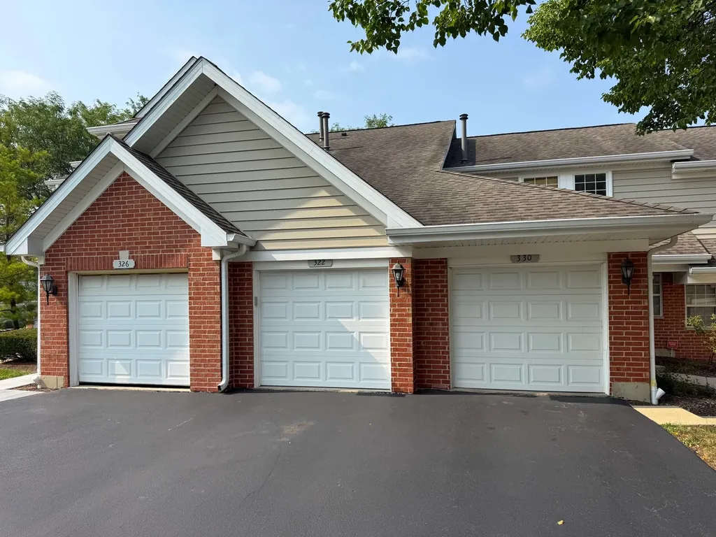 322 Winfield Court Schaumburg IL 60194