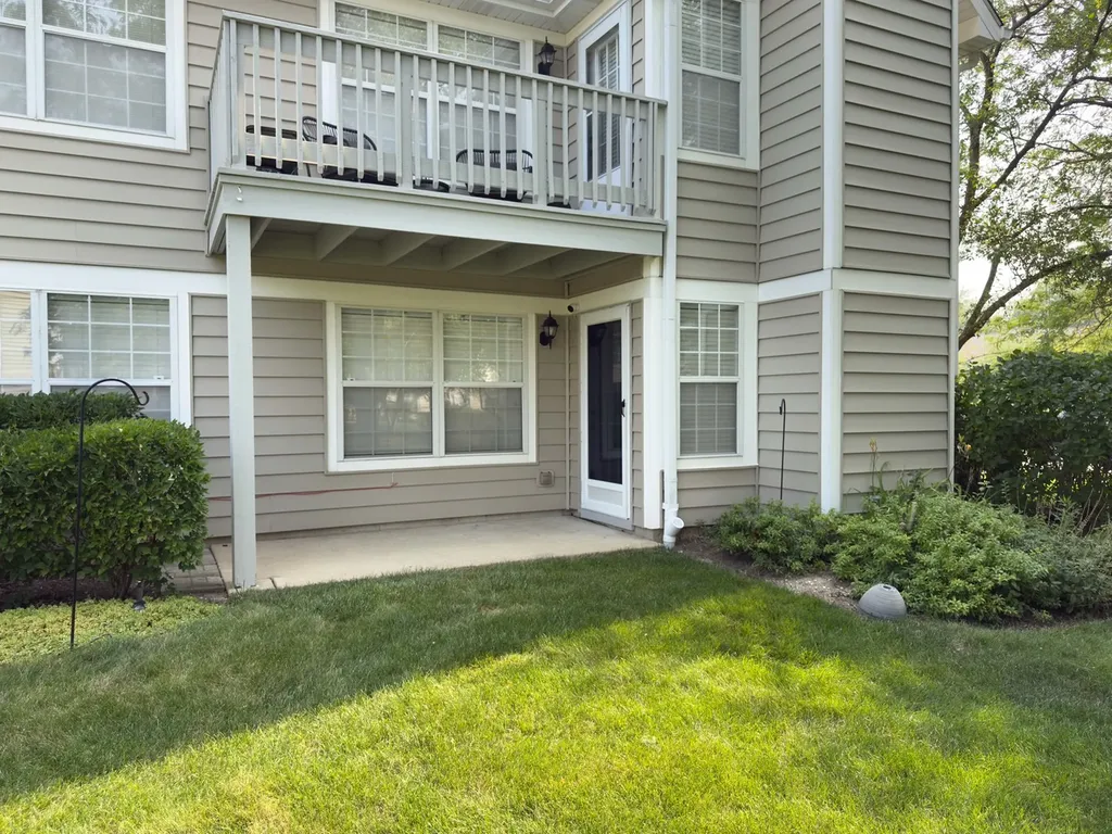 322 Winfield Court Schaumburg IL 60194