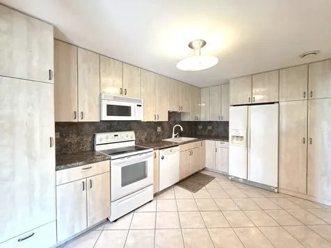 703 Mallard Lane Deerfield IL 60015