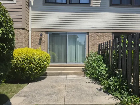 703 Mallard Lane Deerfield IL 60015