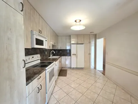 703 Mallard Lane Deerfield IL 60015