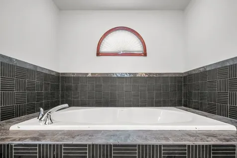 21154 Whitney Drive Matteson IL 60443