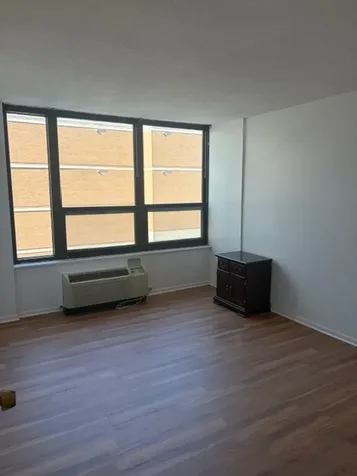 5100 North Marine Drive Chicago IL 60640