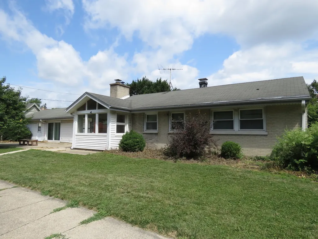 3748 Morton Avenue Brookfield IL 60513