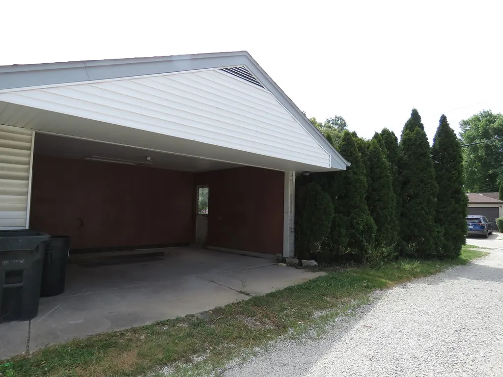 3748 Morton Avenue Brookfield IL 60513