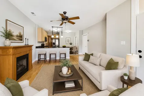 2455 West Arthington Street Chicago IL 60612