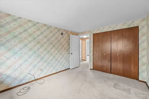 602 East Hackberry Drive Arlington Heights IL 60004