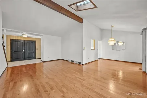 602 East Hackberry Drive Arlington Heights IL 60004