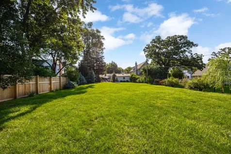 4820 Lee Avenue Downers Grove IL 60515