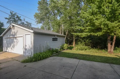 2939 North Butrick Street Waukegan IL 60087