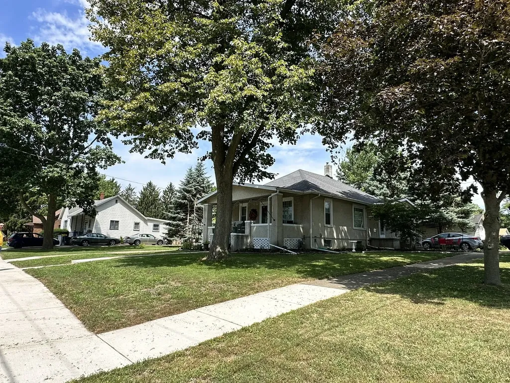 1016 East Bronson Street Streator IL 61364