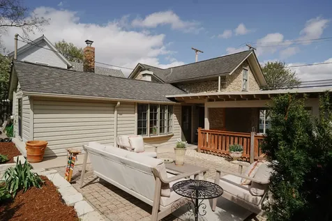 118 South River Lane Geneva IL 60134