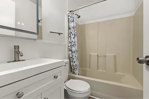 2117 North Alpine Road Rockford IL 61107