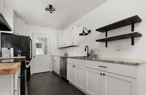 2117 North Alpine Road Rockford IL 61107