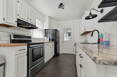 2117 North Alpine Road Rockford IL 61107