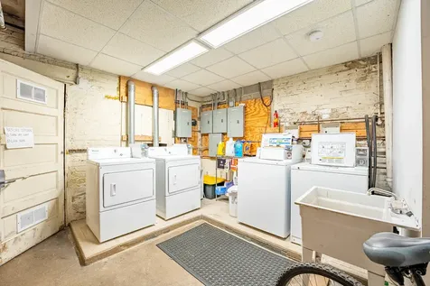 1012 North Oakley Boulevard Chicago IL 60622