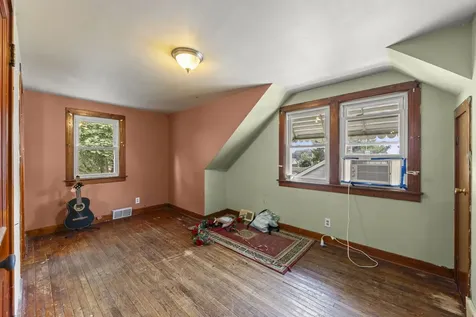 732 Bangs Street Aurora IL 60505